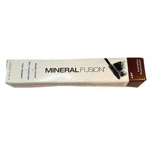 Mineral Fusion Volumizing Mascara in Jet FULL SIZE